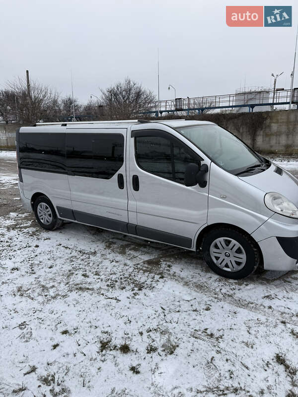Минивэн Renault Trafic 2008 в Миргороде