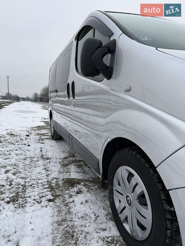 Минивэн Renault Trafic 2008 в Миргороде