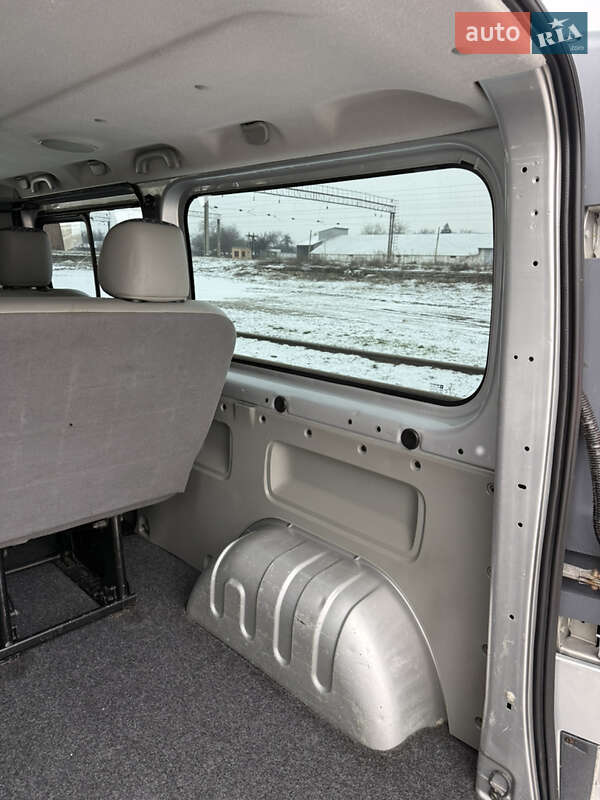 Минивэн Renault Trafic 2008 в Миргороде