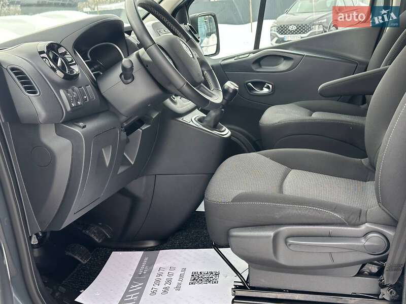 Грузопассажирский фургон Renault Trafic 2021 в Львове