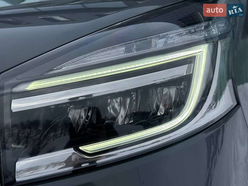 Грузопассажирский фургон Renault Trafic 2021 в Львове