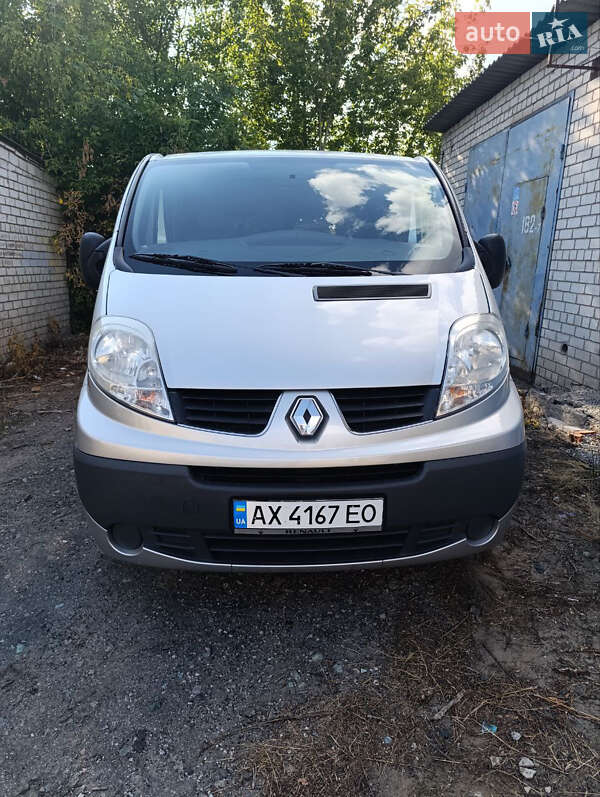 Микроавтобус Renault Trafic 2012 в Харькове