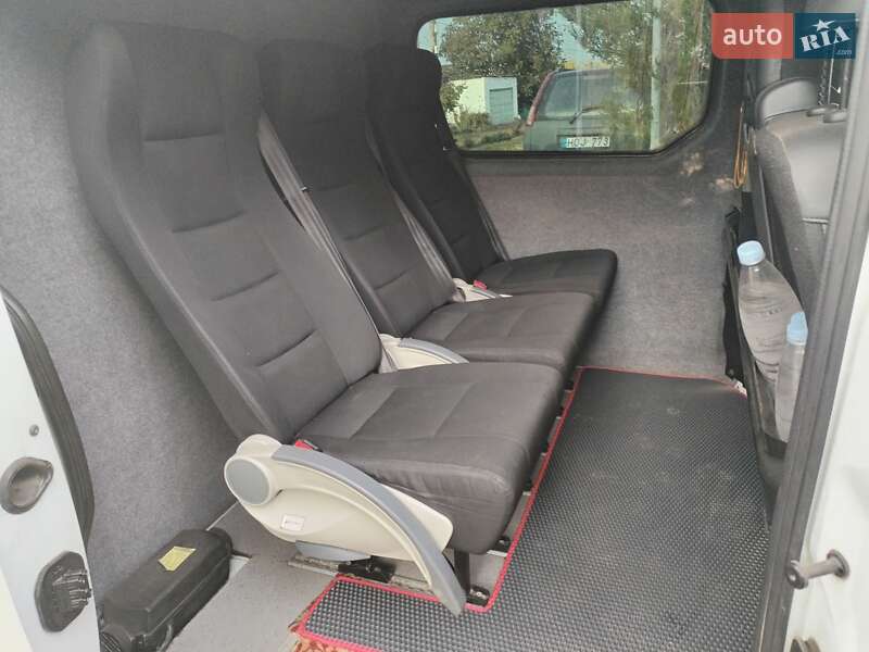 Грузовой фургон Renault Trafic 2017 в Николаеве