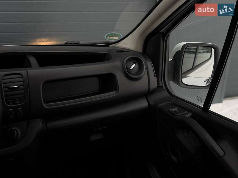 Минивэн Renault Trafic 2021 в Дубно