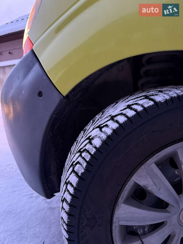 Минивэн Renault Trafic 2006 в Черновцах