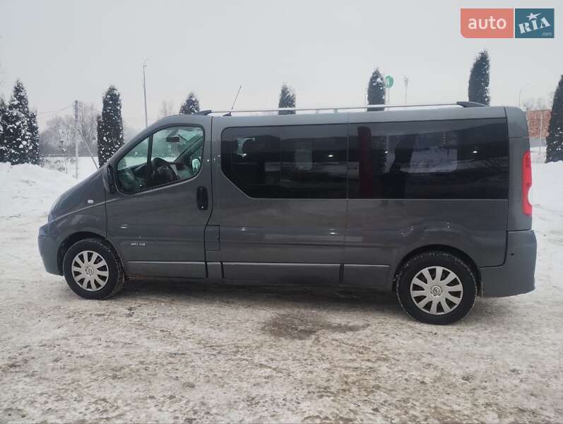 Минивэн Renault Trafic 2012 в Дубно