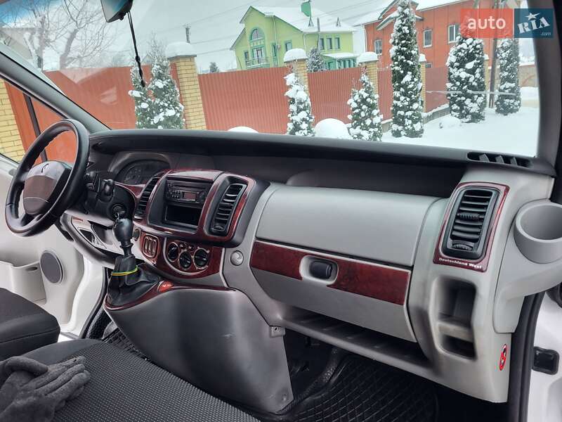 Минивэн Renault Trafic 2006 в Хмельницком