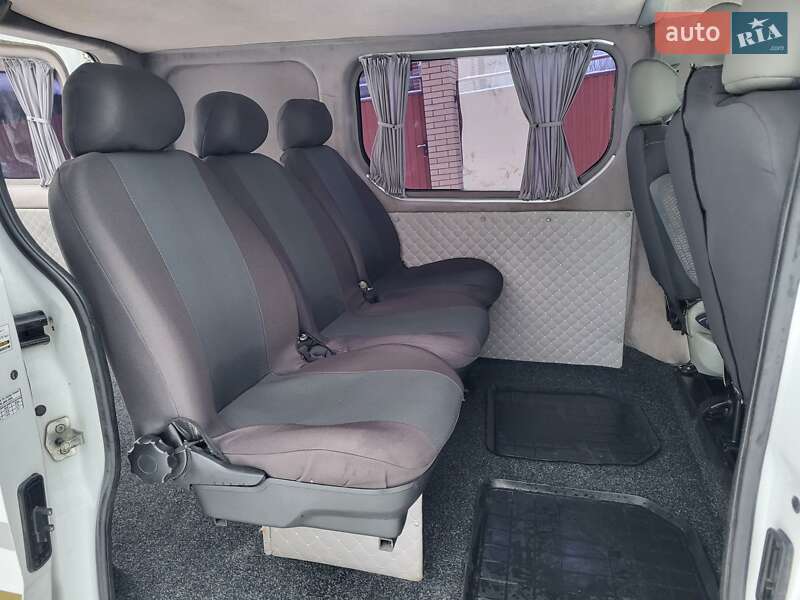 Минивэн Renault Trafic 2006 в Хмельницком