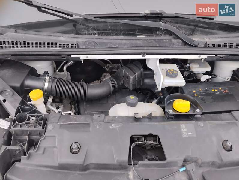 Грузопассажирский фургон Renault Trafic 2019 в Дубно