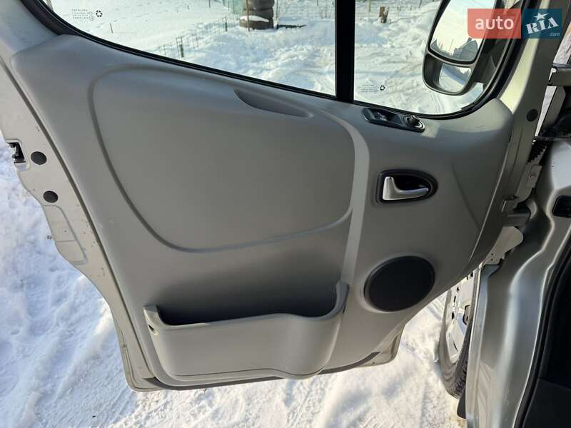 Минивэн Renault Trafic 2012 в Виннице