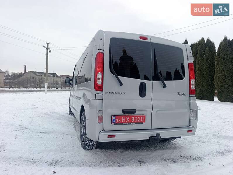 Минивэн Renault Trafic 2013 в Дубно