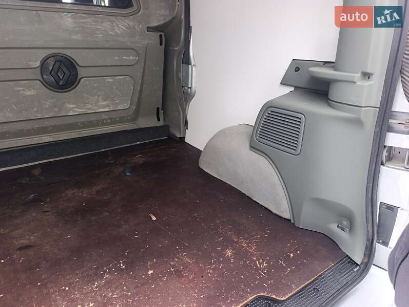 Минивэн Renault Trafic 2013 в Дубно