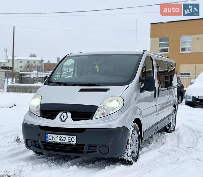 Минивэн Renault Trafic 2011 в Ровно