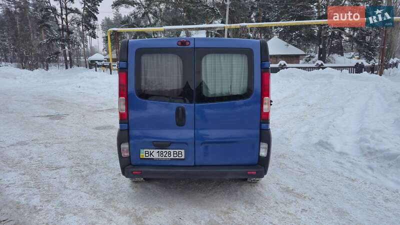 Минивэн Renault Trafic 2007 в Коростене