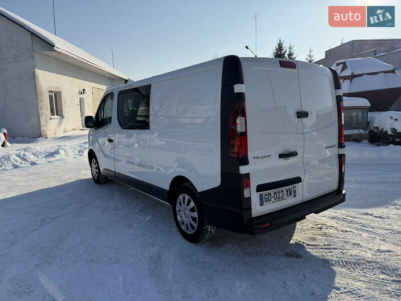 Грузопассажирский фургон Renault Trafic 2021 в Дубно