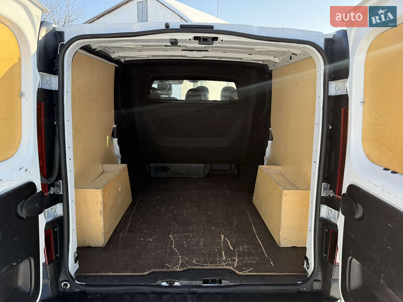 Грузопассажирский фургон Renault Trafic 2021 в Дубно