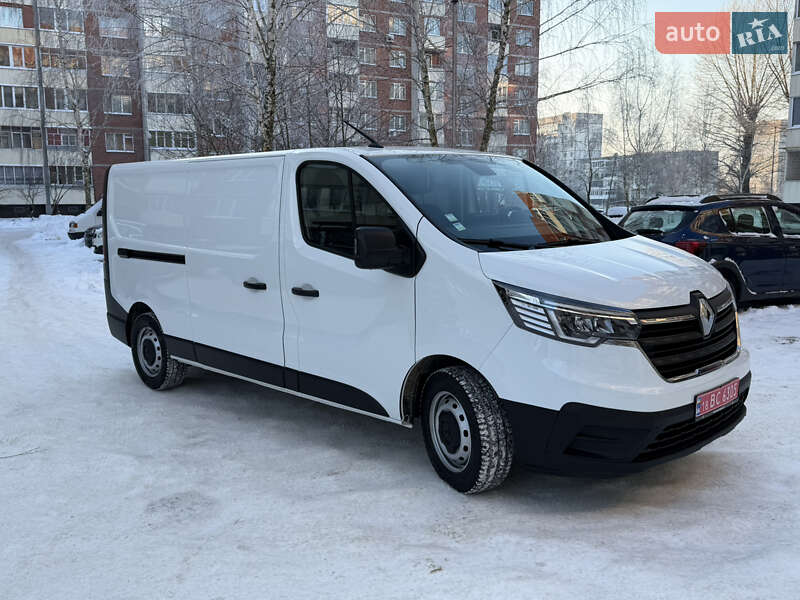 Грузовой фургон Renault Trafic 2022 в Звягеле