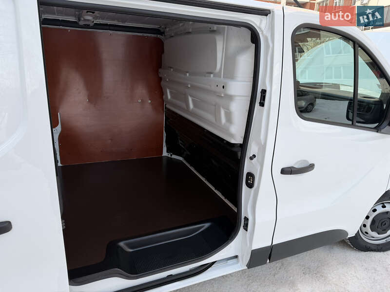 Грузовой фургон Renault Trafic 2022 в Звягеле