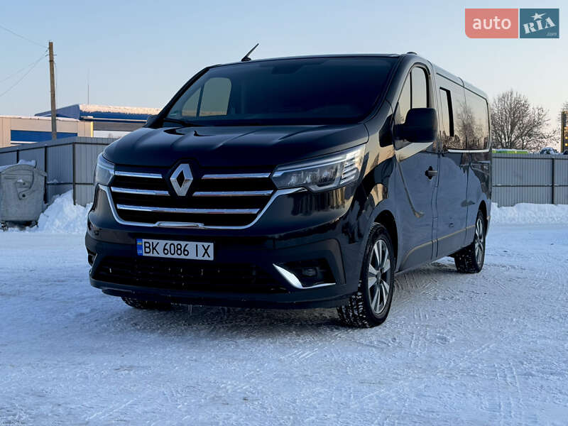 Минивэн Renault Trafic 2022 в Дубно