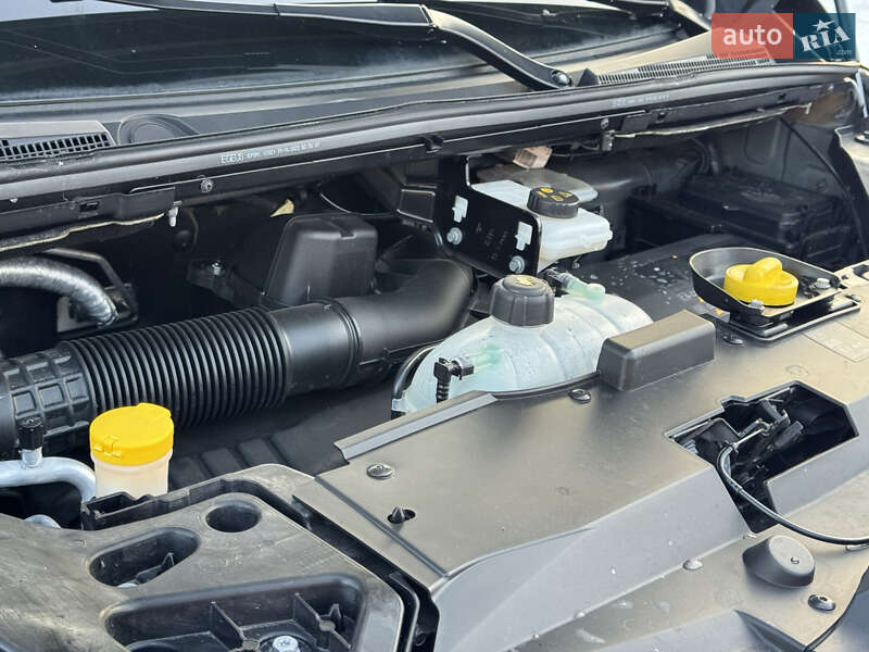 Минивэн Renault Trafic 2022 в Дубно