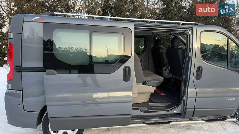 Грузопассажирский фургон Renault Trafic 2014 в Ровно фото 21 Грузопассажирский фургон Renault Trafic 2014 в Ровно