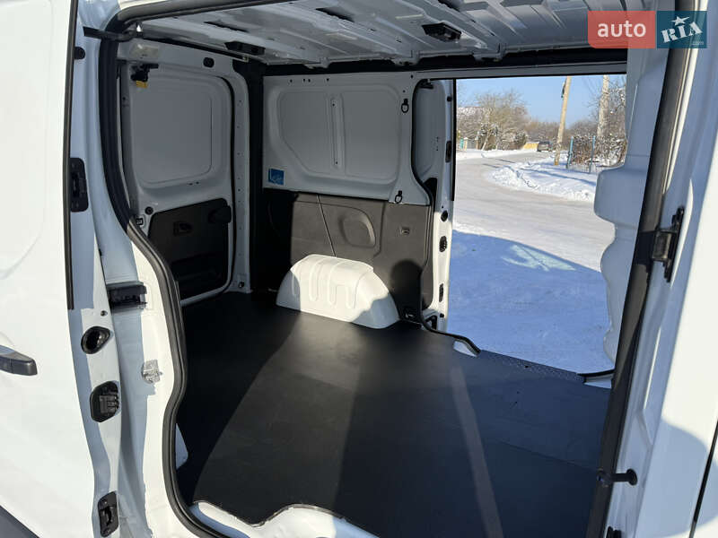 Грузовой фургон Renault Trafic 2023 в Виннице