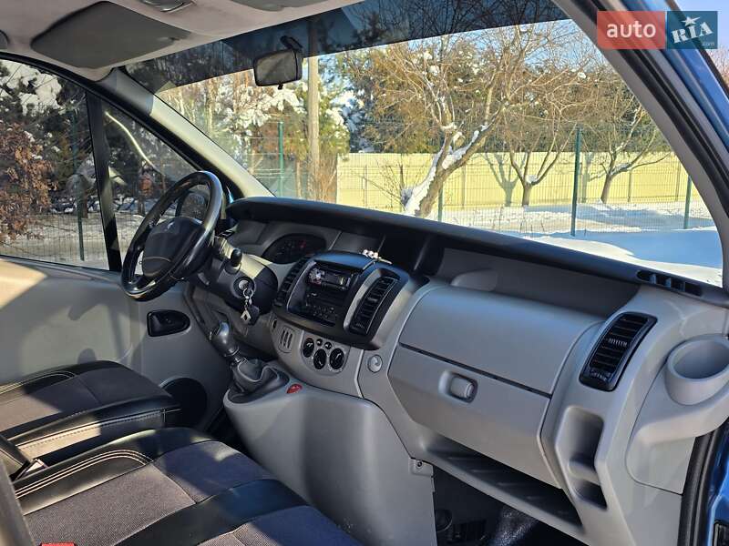 Минивэн Renault Trafic 2008 в Хмельницком