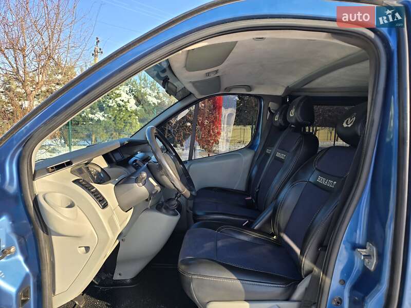 Минивэн Renault Trafic 2008 в Хмельницком