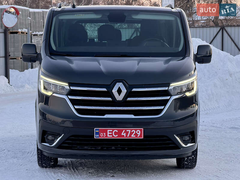 Минивэн Renault Trafic 2022 в Дубно