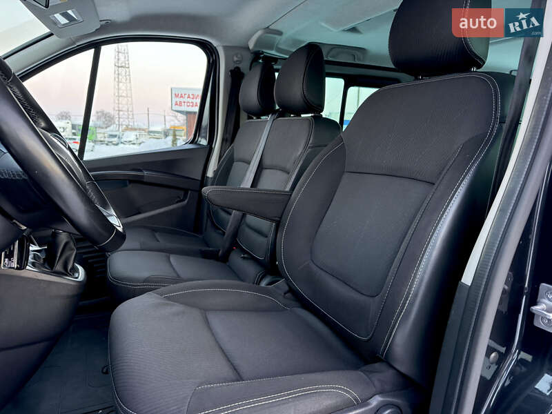 Минивэн Renault Trafic 2022 в Дубно