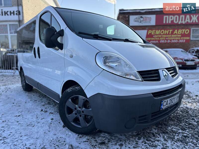 Минивэн Renault Trafic 2010 в Смеле