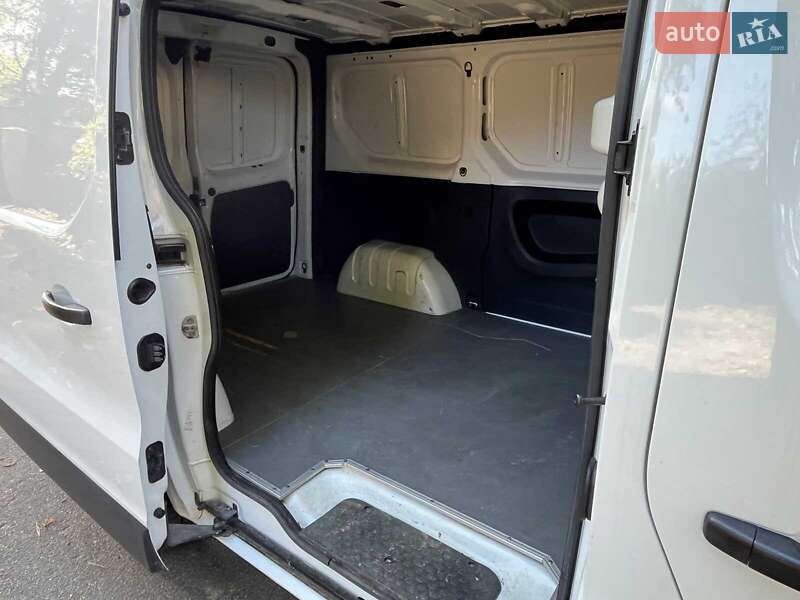 Грузовой фургон Renault Trafic 2018 в Киеве