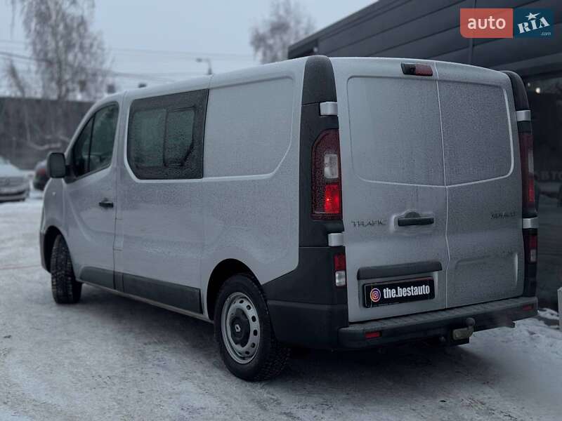 Грузопассажирский фургон Renault Trafic 2018 в Ровно фото 5 Грузопассажирский фургон Renault Trafic 2018 в Ровно