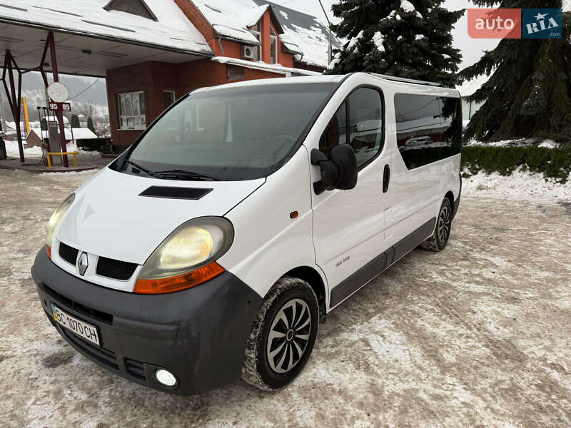 Минивэн Renault Trafic 2004 в Кременце