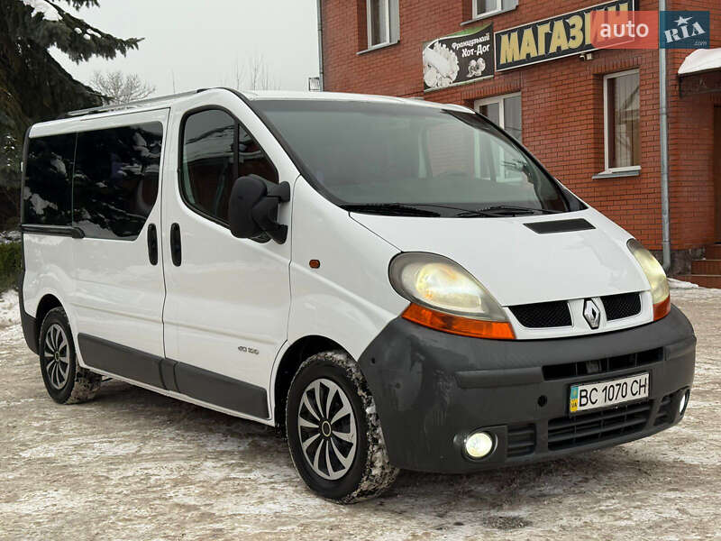 Минивэн Renault Trafic 2004 в Кременце