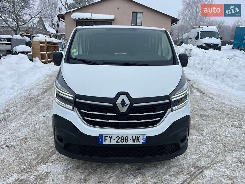 Грузопассажирский фургон Renault Trafic 2021 в Дубно