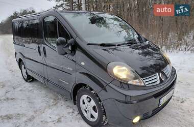 Минивэн Renault Trafic 2012 в Хотине