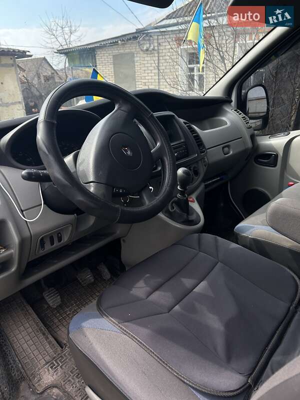 Renault Trafic 2012