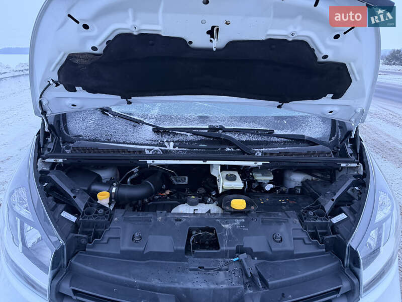 Грузовой фургон Renault Trafic 2016 в Радивилове фото 49 Грузовой фургон Renault Trafic 2016 в Радивилове