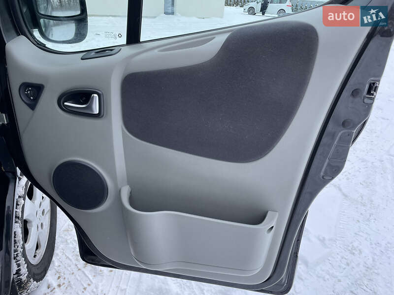 Мінівен Renault Trafic 2012 в Луцьку фото 46 Мінівен Renault Trafic 2012 в Луцьку