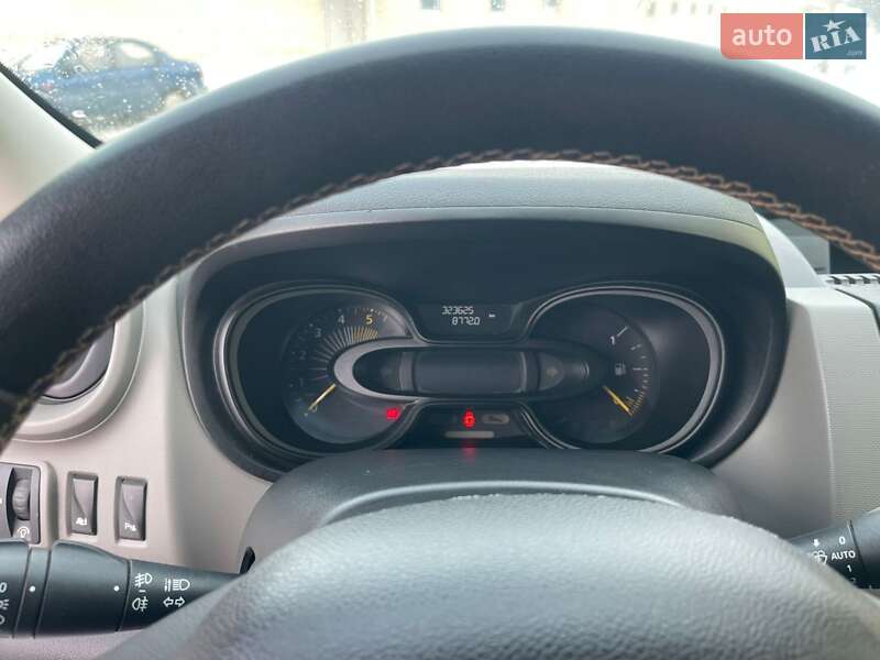 Минивэн Renault Trafic 2016 в Казатине фото 8 Минивэн Renault Trafic 2016 в Казатине