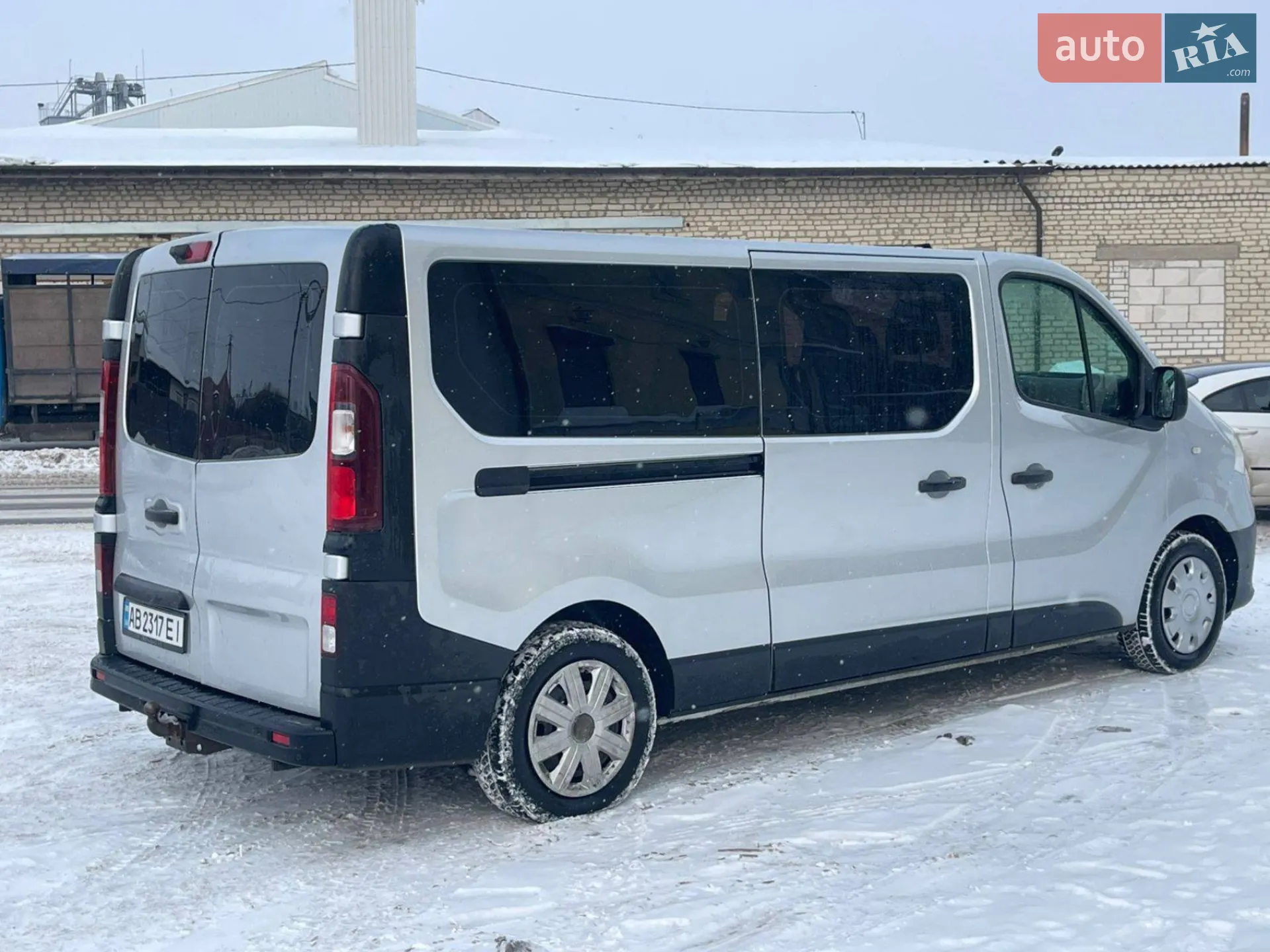 2016 Renault Trafic - мініатюра 3