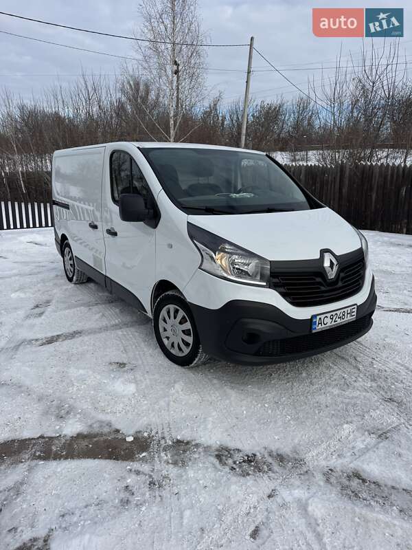 Грузовой фургон Renault Trafic 2017 в Сумах