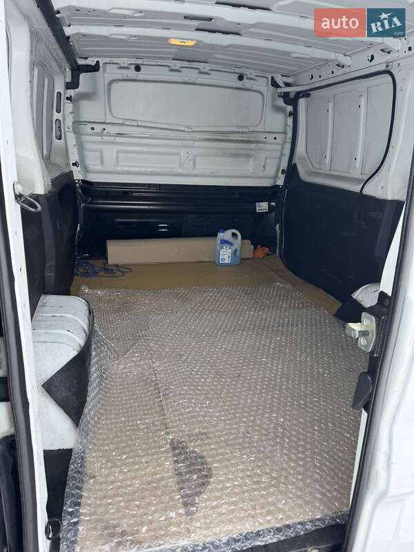 Грузовой фургон Renault Trafic 2017 в Сумах