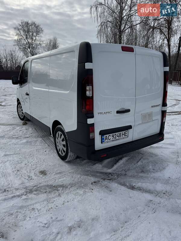 Грузовой фургон Renault Trafic 2017 в Сумах