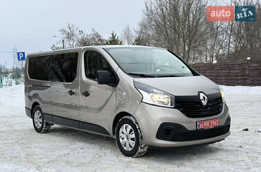 Минивэн Renault Trafic 2016 в Ровно