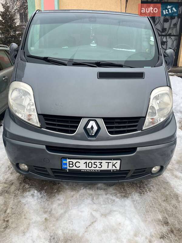 Мінівен Renault Trafic 2012 в Львові