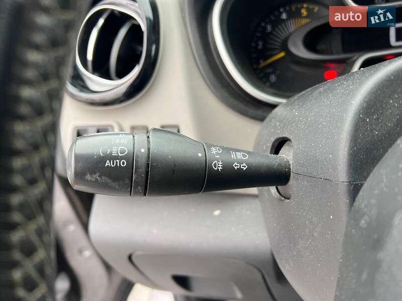 Мінівен Renault Trafic 2015 в Львові