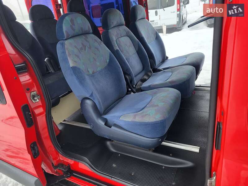 Минивэн Renault Trafic 2005 в Хмельницком