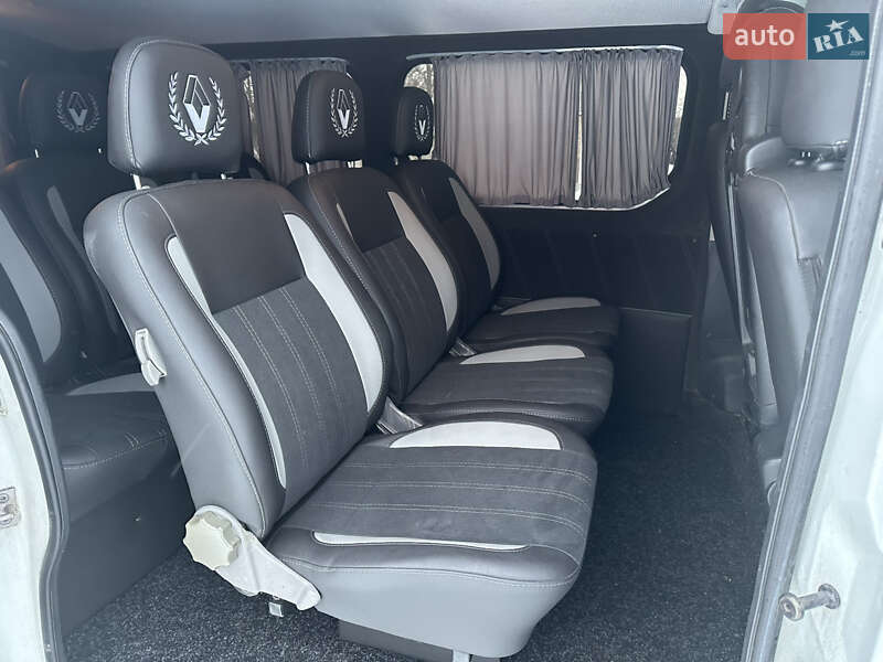 Мінівен Renault Trafic 2015 в Житомирі
